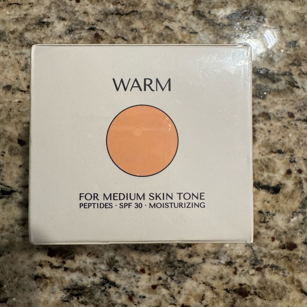 HUSH GLOW Foundation Compact Only Warm for Medium Skin Tone - Picture 4 of 13